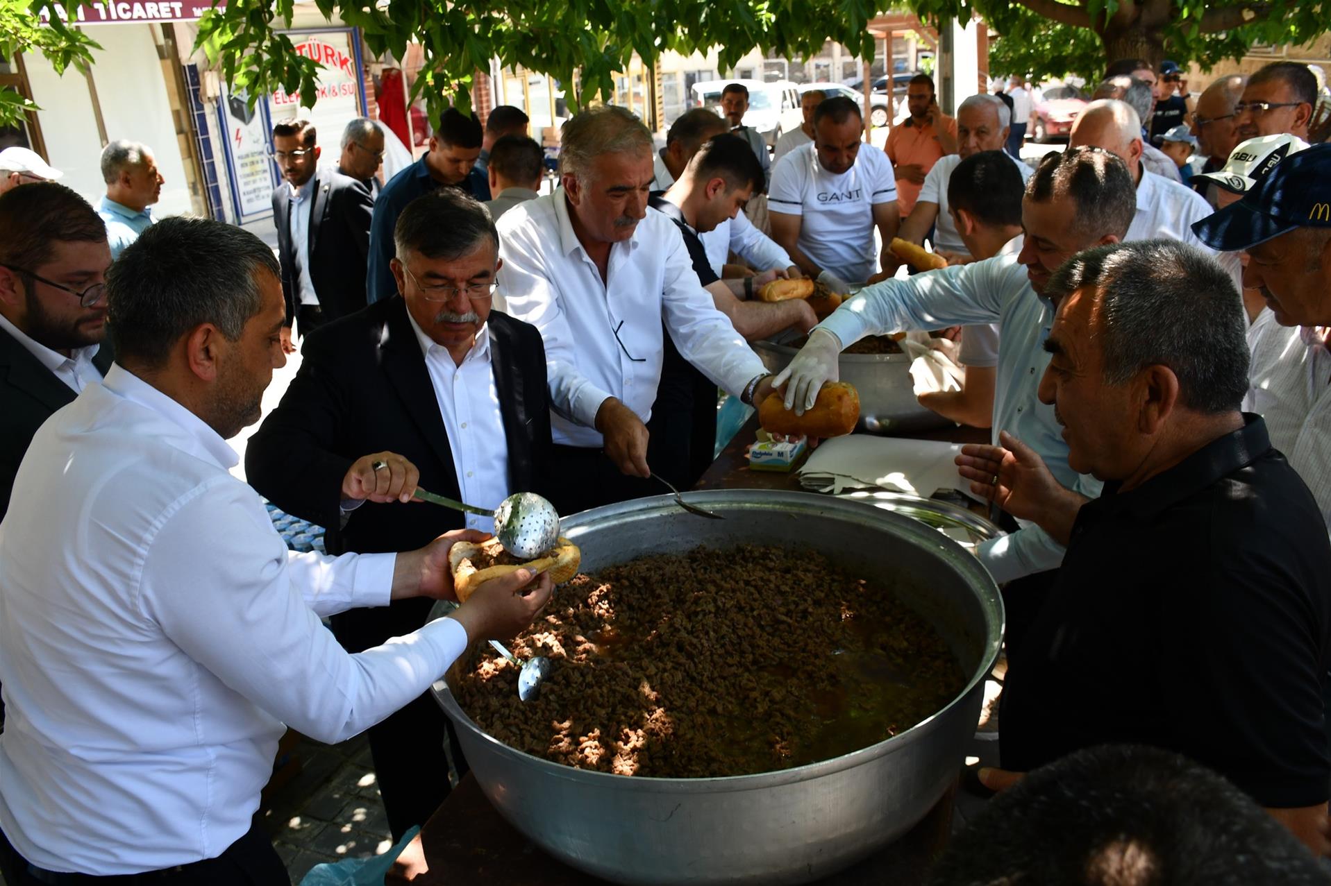 GÜRÜN'LÜLER KURBAN BAYRAMI'NDA BULUŞTU....