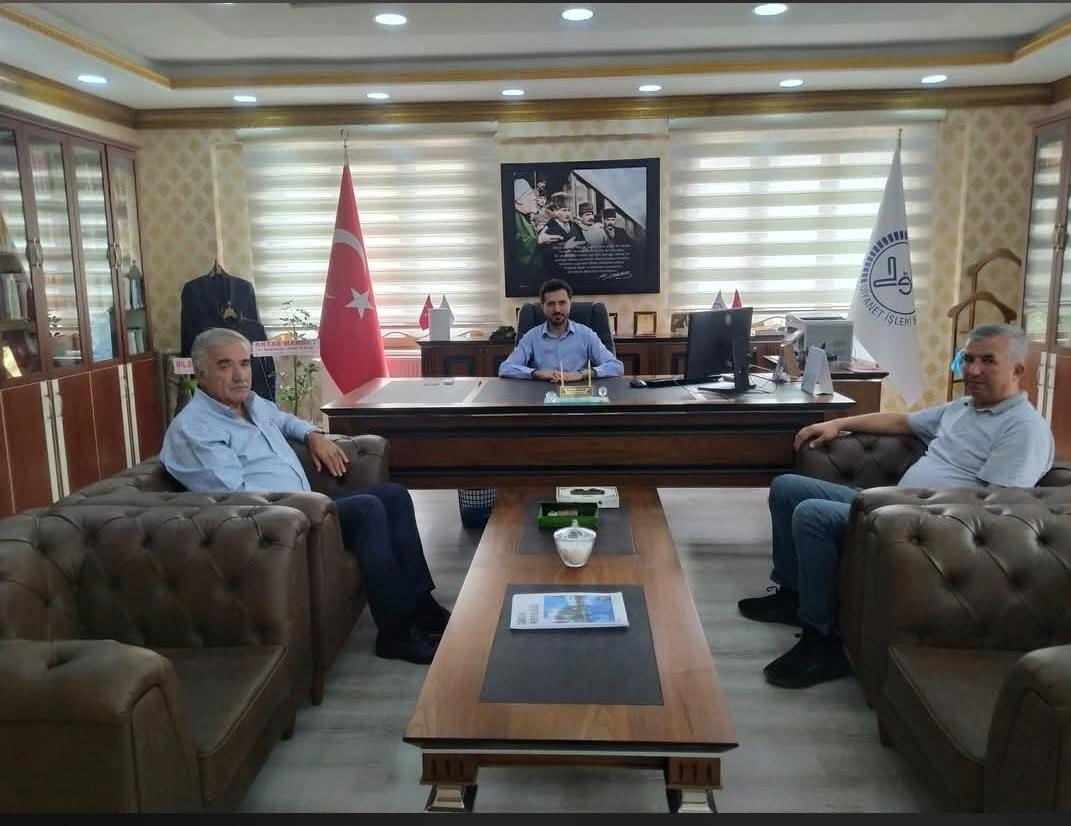 VAKIF BAŞKANIMIZ SN. SELAMİ KOCA GÜRÜN MÜFTÜSÜNE HAYIRLI OLSUN ZİYARETİ…