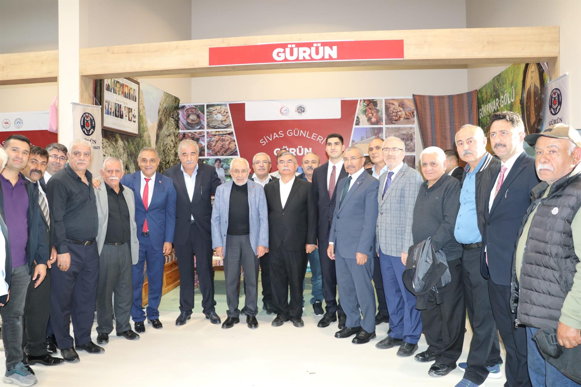 GURBETLE SILAYI BULUŞTURAN COŞKU: 16. İSTANBUL SİVAS TANITIM GÜNLERİ  SONA ERDİ!