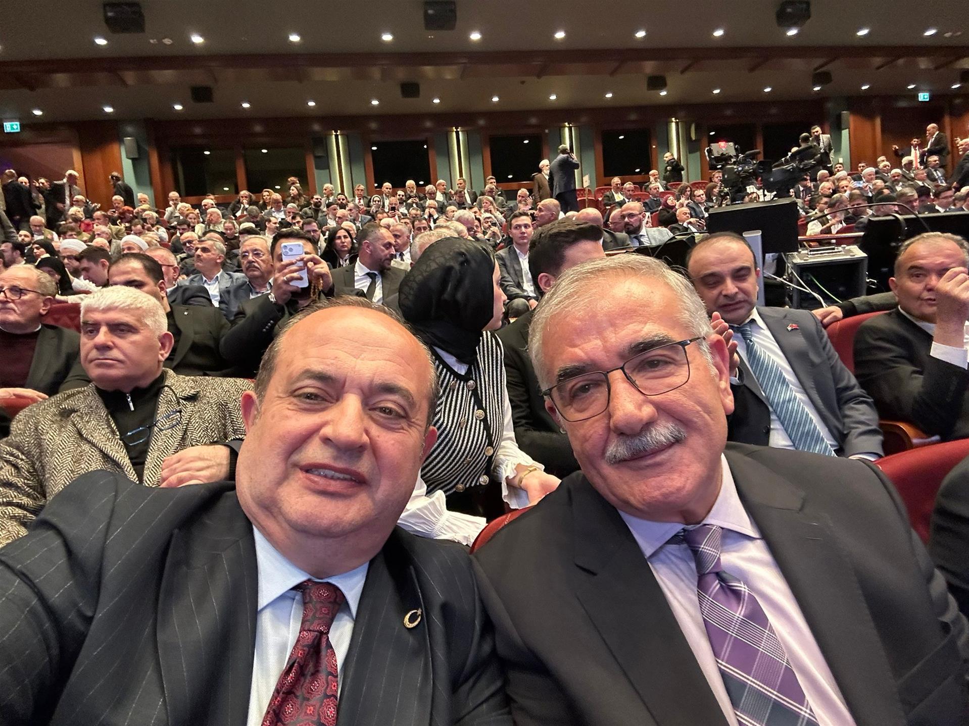 VAKIF BAŞKANIMIZ SN.SELAMİ KOCA VE GENEL SEKRETERİMİZ SN. MUHARREM ALPARSLAN KÜLLİYE’DEKİ VAKIF HAFTASI KUTLAMALARINA KATILIM SAĞLADI