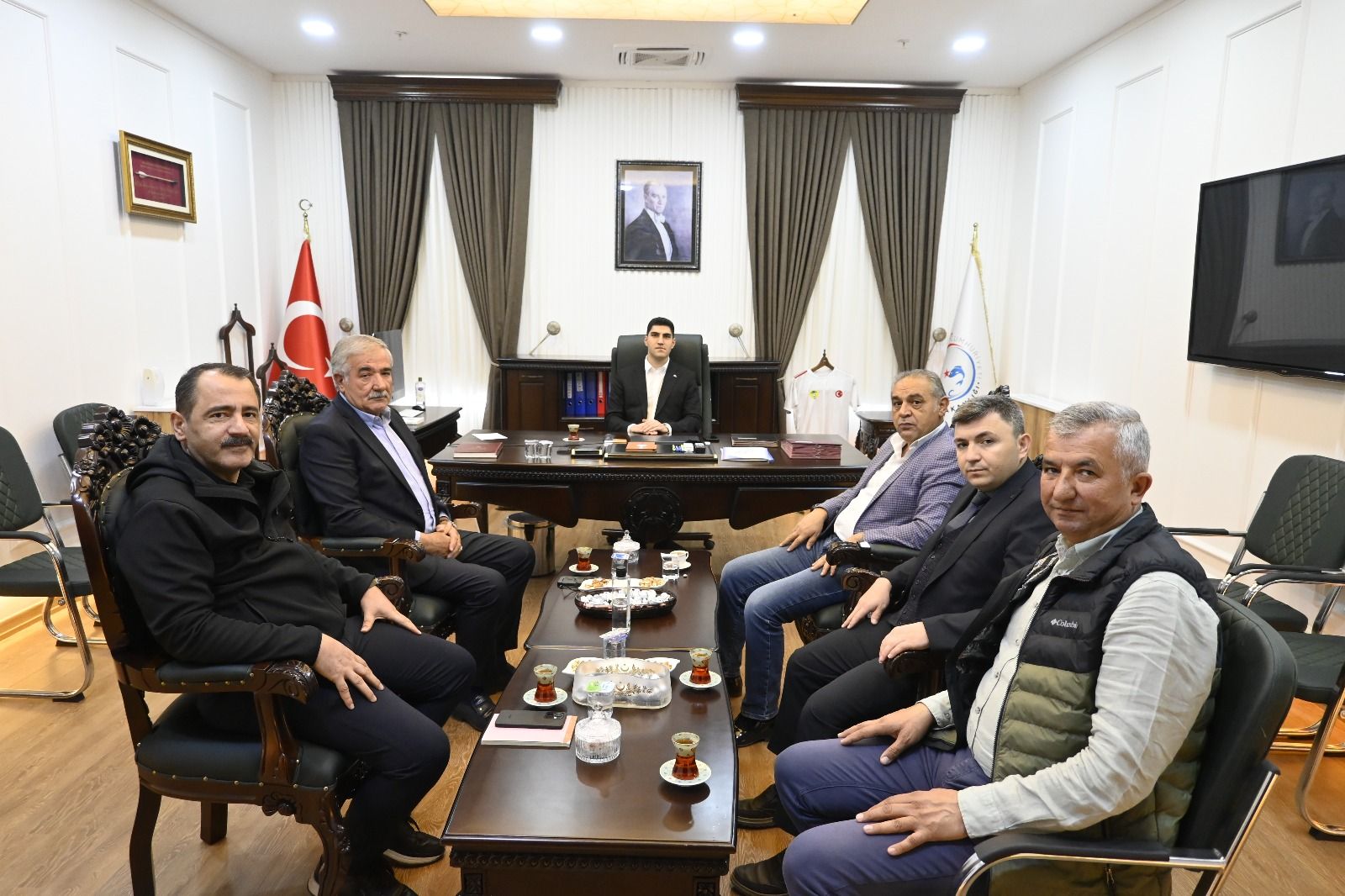 VAKIF BAŞKANIMIZ SN.SELAMİ KOCA GÜRÜN TARİHİ ULU CAMİİ RESTORASYONUNA DEV DESTEK:1 MİLYON TL!…