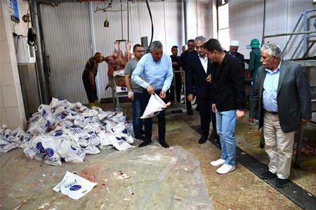 GÜRÜN DE 1100 AİLEYE KURBAN ETİ ULAŞTIRILDI