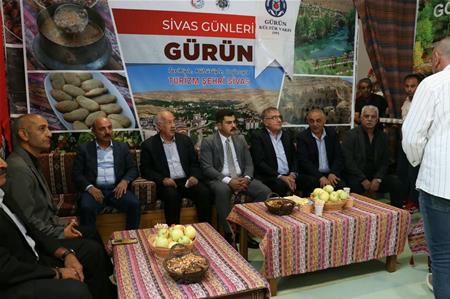 17. SİVAS TANITIM GÜNLERİ ATATÜRK HAVALİMANI MİLLET BAHÇESİNDE BAŞLADI