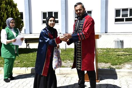 BAŞKANIMIZ SN.SELAMİ KOCA GÜRÜN MESLEK YÜKSEK OKULU’NUN MEZUNİYET TÖRENİNE KATILDI…
