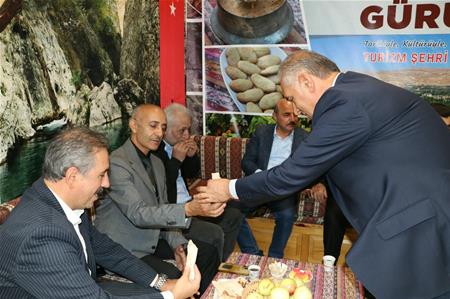 17. SİVAS TANITIM GÜNLERİ ATATÜRK HAVALİMANI MİLLET BAHÇESİNDE BAŞLADI
