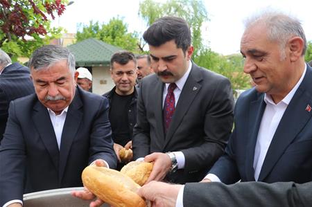 GÜRÜNLÜ'LER GELENEKSEL BAYRAMLAŞMA PROĞRAMINDA BİR ARAYA GELDİ...