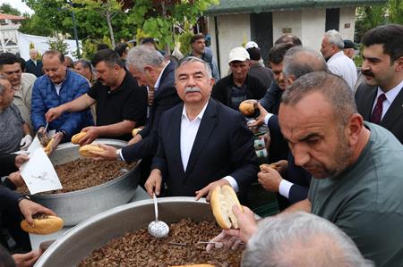 GÜRÜNLÜ'LER GELENEKSEL BAYRAMLAŞMA PROĞRAMINDA BİR ARAYA GELDİ...