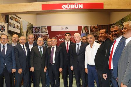 GURBETLE SILAYI BULUŞTURAN COŞKU: 16. İSTANBUL SİVAS TANITIM GÜNLERİ  SONA ERDİ!