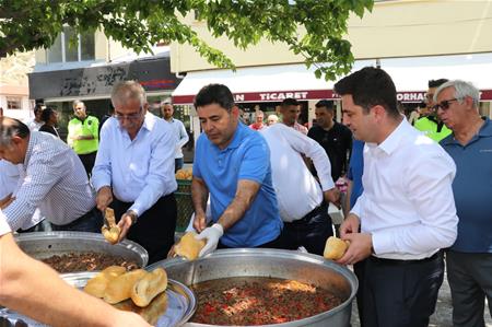 GÜRÜNLÜLER KURBAN BAYRAMI'NDA BULUŞTU