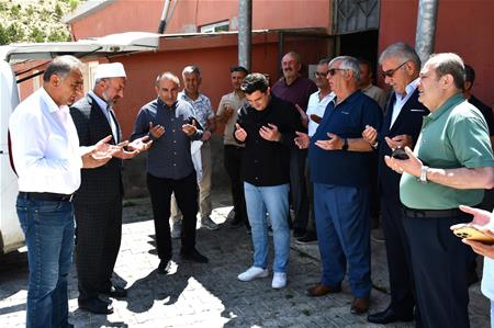 GÜRÜN DE 1100 AİLEYE KURBAN ETİ ULAŞTIRILDI