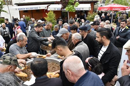 GÜRÜNLÜ'LER GELENEKSEL BAYRAMLAŞMA PROĞRAMINDA BİR ARAYA GELDİ...