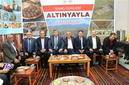 17. İSTANBUL SİVAS TANITIM GÜNLERİ COŞKUYLA TAMAMLANDI